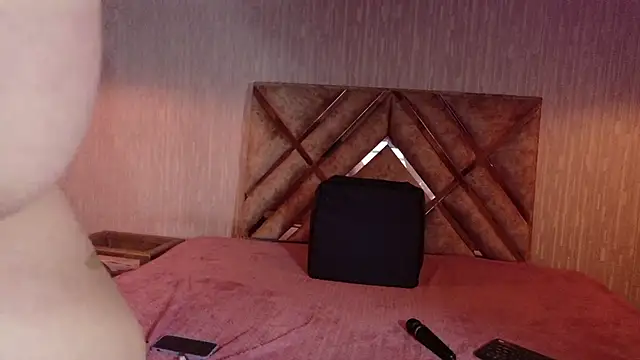 Danielaa a online show from 24, 10, 2025