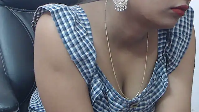 Snapshot of wildbabes chatting on 2, 2, 2025 wildbabes online show from 2, 2, 2025