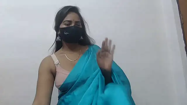 Snapshot of wildbabes chatting on 19, 10, 2025 wildbabes online show from 19, 10, 2025