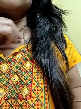 Snapshot of Monalisa_Singh chatting on 4, 12, 2024 Monalisa Singh online show from 4, 12, 2024