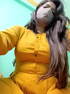Snapshot of Monalisa_Singh chatting on 5, 12, 2024 Monalisa Singh online show from 5, 12, 2024
