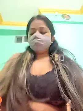 Snapshot of Monalisa_Singh chatting on 9, 2, 2025 Monalisa Singh online show from 9, 2, 2025