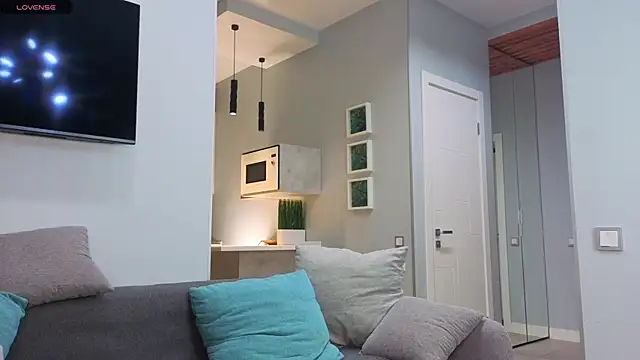 DonnaBurkee online show from 5, 11, 2025