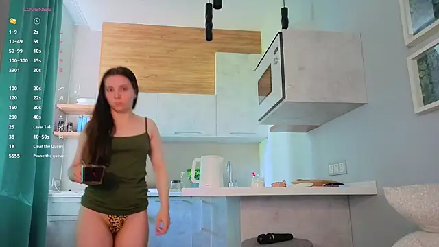 DonnaBurkee online show from 30, 6, 2026