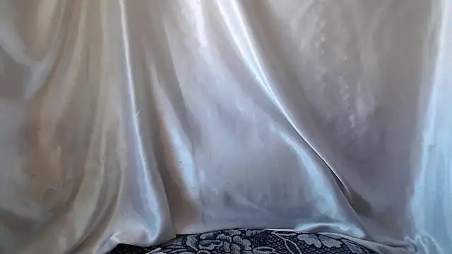 Snapshot of Burberrry_ chatting on 22, 3, 2025 Burberrry online show from 22, 3, 2025