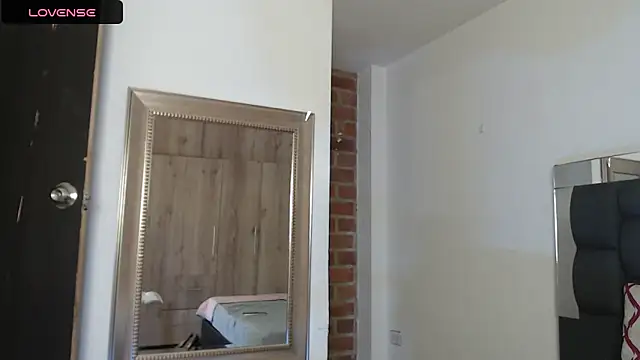 Snapshot of arenita__stone chatting on 15, 3, 2025 arenita stone online show from 15, 3, 2025