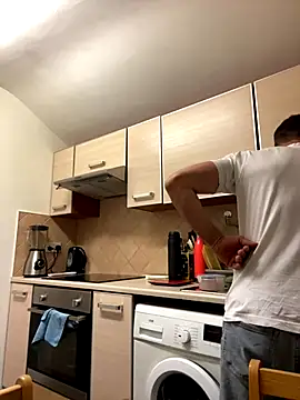 Snapshot of Yourhotboy_42 chatting on 15, 10, 2025 Yourhotboy 42 online show from 15, 10, 2025