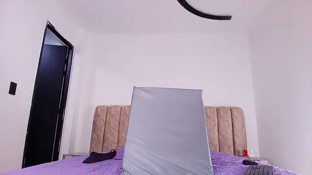 diane di online show from 14, 11, 2025