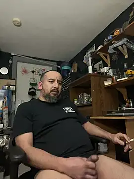 Snapshot of ElPollo77 chatting on 18, 2, 2025 ElPollo77 online show from 18, 2, 2025