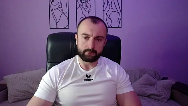 Snapshot of brindlefly6969 chatting on 7, 4, 2026 brindlefly6969 online show from 7, 4, 2026