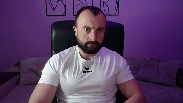 Snapshot of brindlefly6969 chatting on 15, 4, 2026 brindlefly6969 online show from 15, 4, 2026