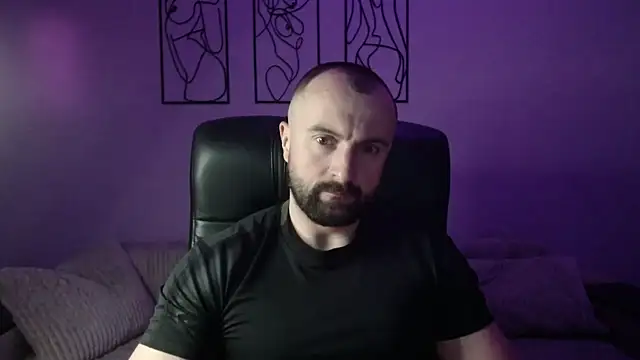 Snapshot of brindlefly6969 chatting on 23, 4, 2026 brindlefly6969 online show from 23, 4, 2026