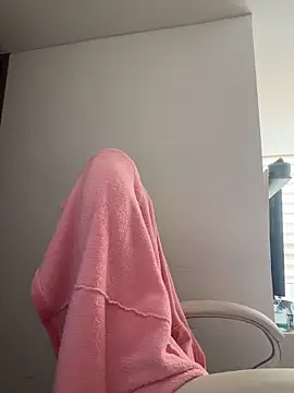 pamell col online show from 20, 12, 2025