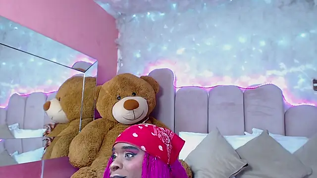 puca ebony online show from 12, 3, 2025