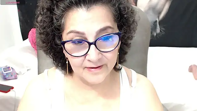 cataleya mom online show from 25, 2, 2025