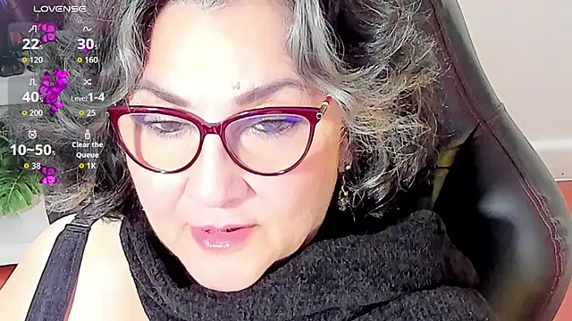 cataleya mom online show from 23, 10, 2025