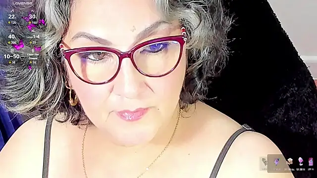 cataleya mom online show from 10, 11, 2025