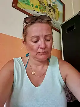 Snapshot of lady_charlyne chatting on 3, 2, 2025 lady charlyne online show from 3, 2, 2025