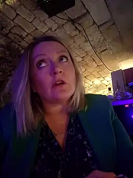 Snapshot of lady_charlyne chatting on 7, 3, 2025 lady charlyne online show from 7, 3, 2025