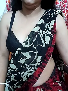 Snapshot of Priya_Boudi chatting on 29, 11, 2025 Priya Boudi online show from 29, 11, 2025