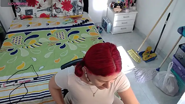 Snapshot of soniafuckboobs chatting on 22, 4, 2026 soniafuckboobs online show from 22, 4, 2026