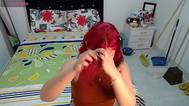 Snapshot of soniafuckboobs chatting on 23, 4, 2026 soniafuckboobs online show from 23, 4, 2026