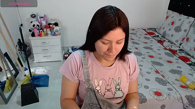 Snapshot of soniafuckboobs chatting on 20, 5, 2026 soniafuckboobs online show from 20, 5, 2026