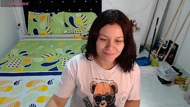 Snapshot of soniafuckboobs chatting on 25, 5, 2026 soniafuckboobs online show from 25, 5, 2026