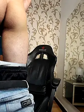 Snapshot of Michael_magno chatting on 16, 5, 2026 Michael magno online show from 16, 5, 2026