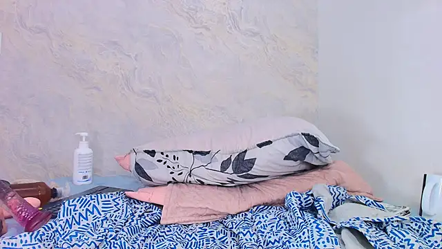 Snapshot of sofi_balvin chatting on 13, 3, 2025 sofi balvin online show from 13, 3, 2025