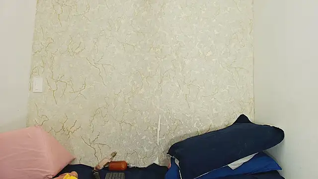 Snapshot of sofi_balvin chatting on 27, 9, 2025 sofi balvin online show from 27, 9, 2025