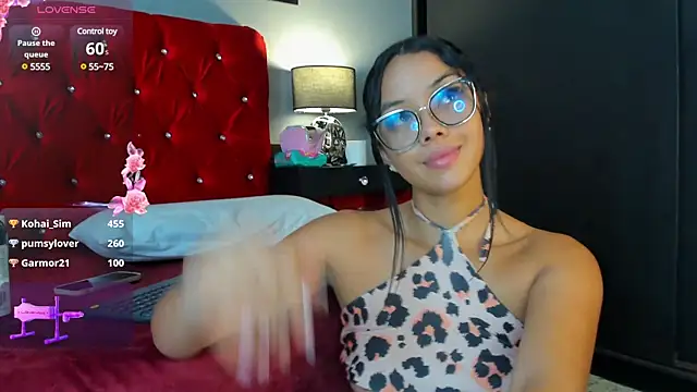 Salome Villa online show from 7, 12, 2024