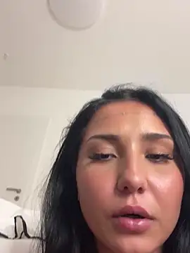 Coco-Love online show from 22, 2, 2025