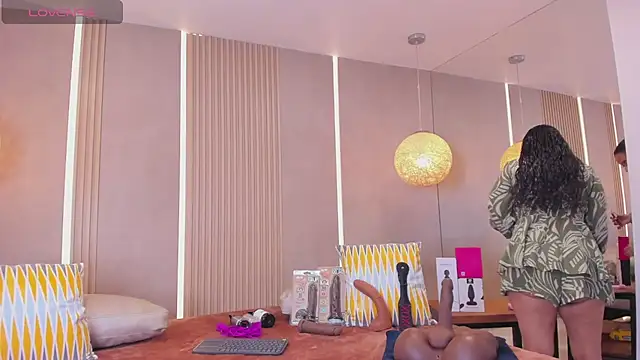 sabrina shark  online show from 25, 3, 2026