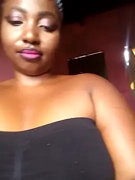 Snapshot of JUICYASSxxx chatting on 14, 12, 2025 JUICYASSxxx online show from 14, 12, 2025