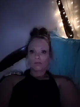 Snapshot of sexiginger22 chatting on 20, 4, 2026 sexiginger22 online show from 20, 4, 2026