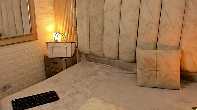 Snapshot of catalina__23 chatting on 29, 9, 2025 catalina 23 online show from 29, 9, 2025