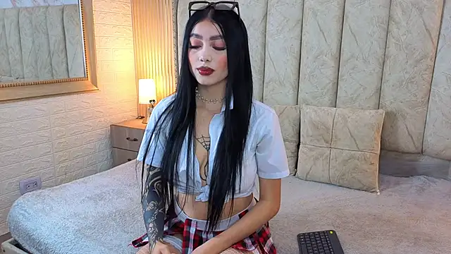 Snapshot of catalina__23 chatting on 11, 10, 2025 catalina 23 online show from 11, 10, 2025