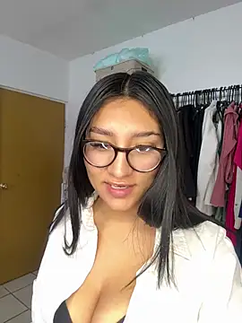 Snapshot of Sexyedith09 chatting on 13, 4, 2026 Sexyedith09 online show from 13, 4, 2026