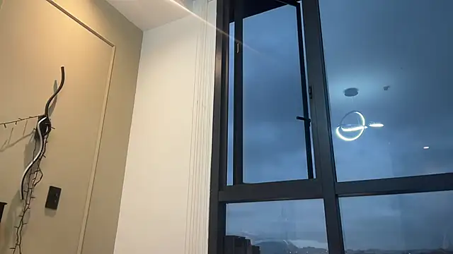 ChocolateCakeQueen online show from 15, 2, 2025