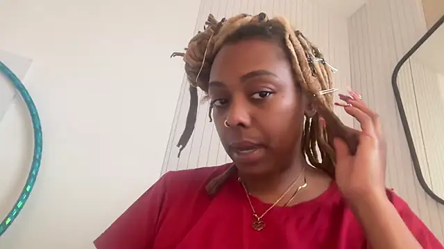 ChocolateCakeQueen online show from 17, 2, 2025