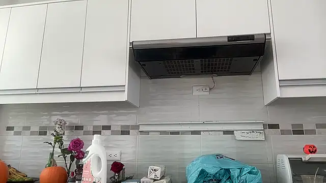 ChocolateCakeQueen online show from 16, 10, 2025