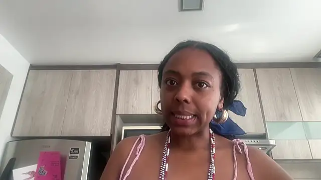 Snapshot of ChocolateCakeQueen chatting on 19, 3, 2026 ChocolateCakeQueen online show from 19, 3, 2026