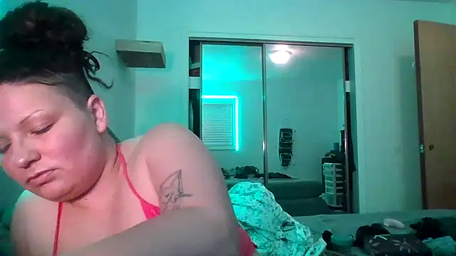 Snapshot of katsmeow710 chatting on 28, 6, 2026 katsmeow710 online show from 28, 6, 2026