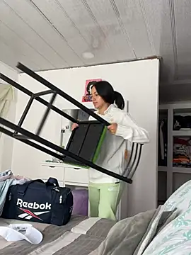 hannahb-e online show from 25, 3, 2026