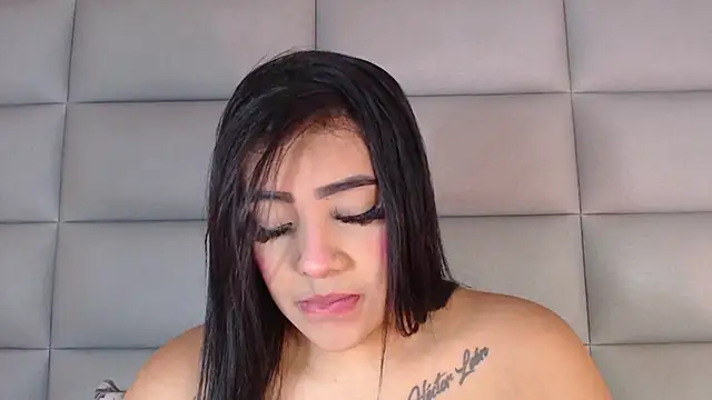 emily brontee  online show from 7, 12, 2024