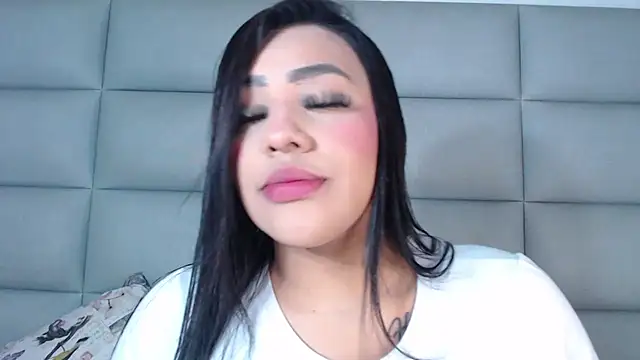 emily brontee  online show from 27, 12, 2024