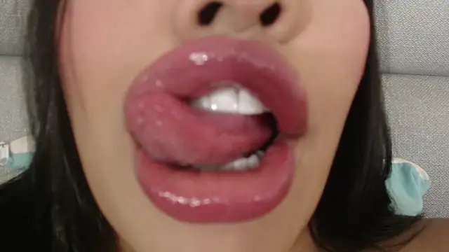 emily brontee  online show from 11, 3, 2025