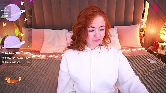 Marina Mur  online show from 13, 2, 2025