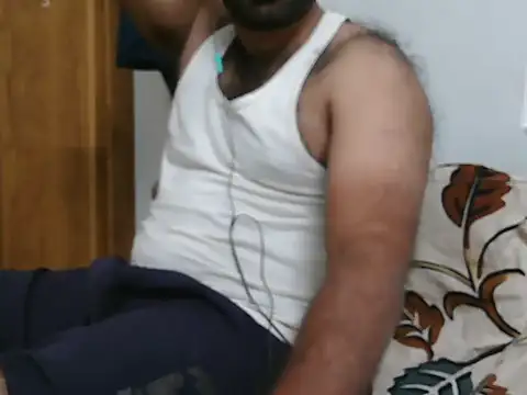 Snapshot of Tamil_Boy28 chatting on 1, 2, 2026 Tamil Boy28 online show from 1, 2, 2026